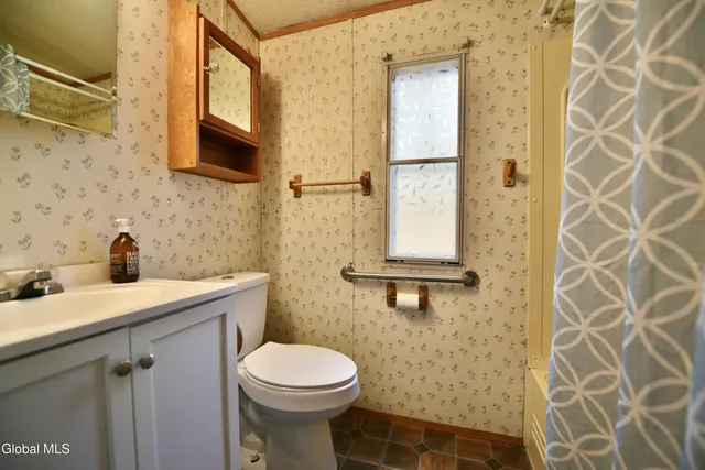 $150,000 | 2868 Highway 29, Middle Grove, NY 12850