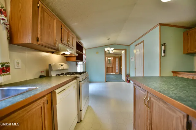 $150,000 | 2868 Highway 29, Middle Grove, NY 12850