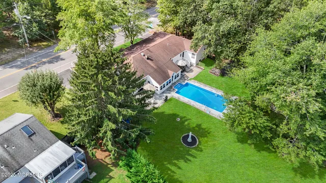 $849,479 | 742 West Commodore Boulevard, Jackson, NJ 08527