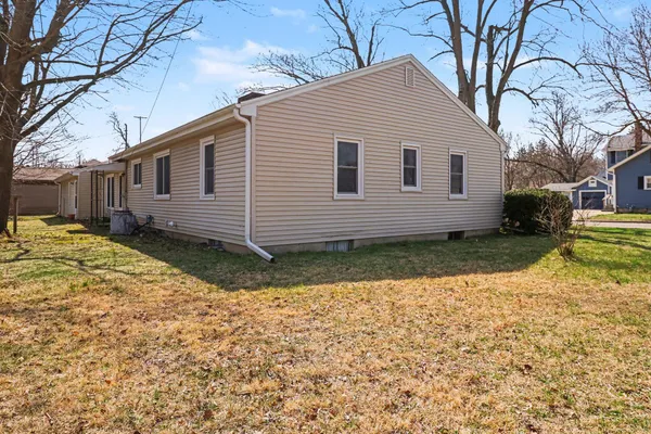 $259,900 | 605 South Anderson Street, Plainwell, MI 49080