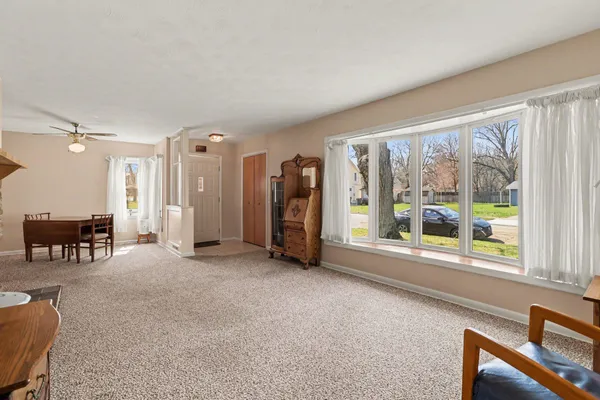 $259,900 | 605 South Anderson Street, Plainwell, MI 49080