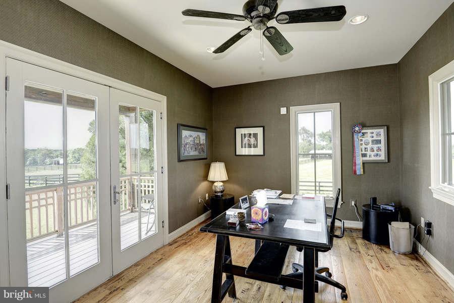 14527 Partnership Road Poolesville, MD 20837 - Photo 11 of 30 a workspace with furniture and window