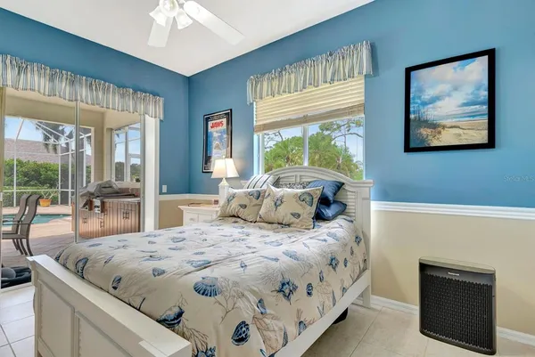 $960,000 | 10005 Cherry Hills Ave Circle, Bradenton, FL 34202