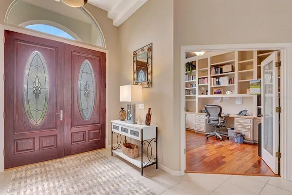 $960,000 | 10005 Cherry Hills Ave Circle, Bradenton, FL 34202