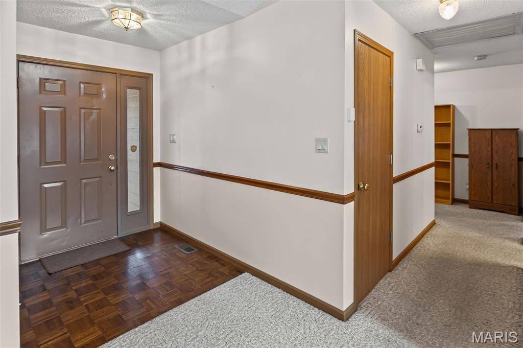 201 Barry Street Hardin, IL 62047 - Photo 11 of 51