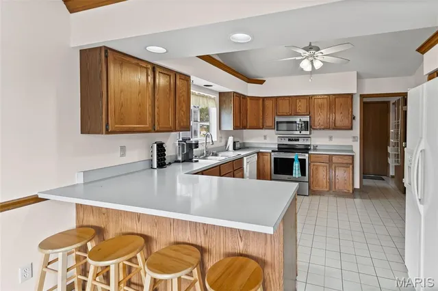 $210,000 | 201 Barry Street, Hardin, IL 62047