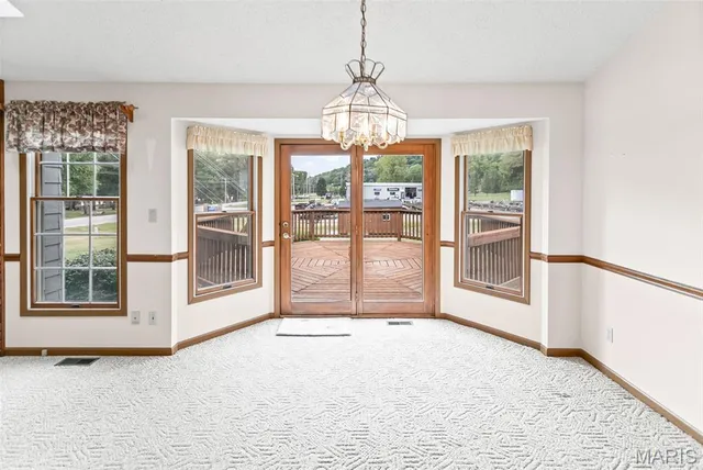 $210,000 | 201 Barry Street, Hardin, IL 62047