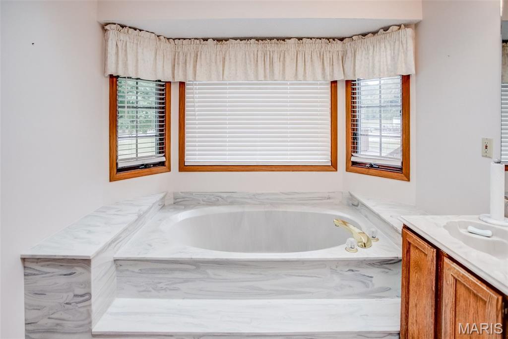 201 Barry Street Hardin, IL 62047 - Photo 27 of 51