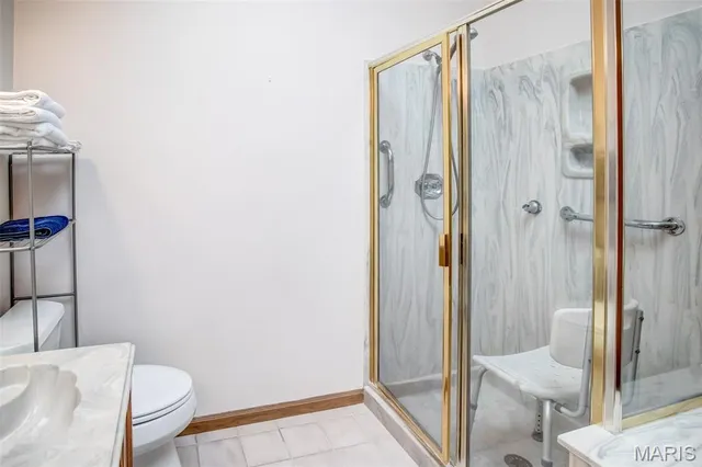 $210,000 | 201 Barry Street, Hardin, IL 62047