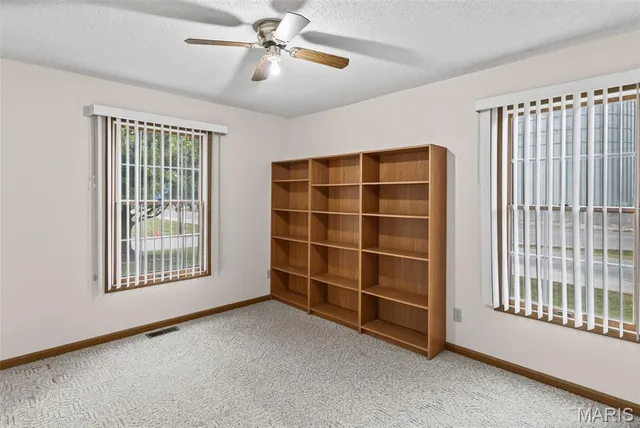 $210,000 | 201 Barry Street, Hardin, IL 62047