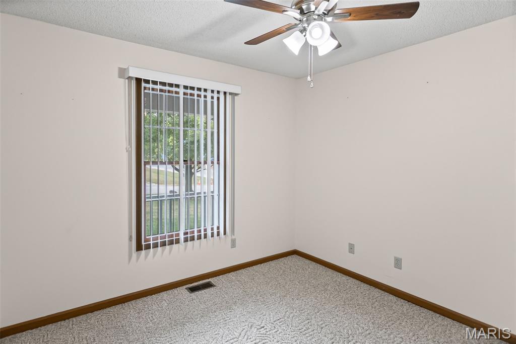 201 Barry Street Hardin, IL 62047 - Photo 35 of 51