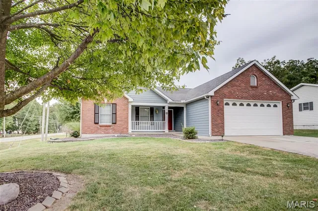 $210,000 | 201 Barry Street, Hardin, IL 62047