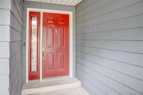 $210,000 | 201 Barry Street, Hardin, IL 62047