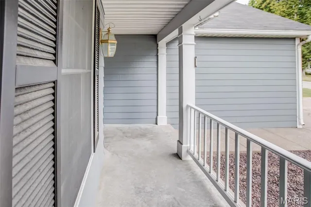 $210,000 | 201 Barry Street, Hardin, IL 62047