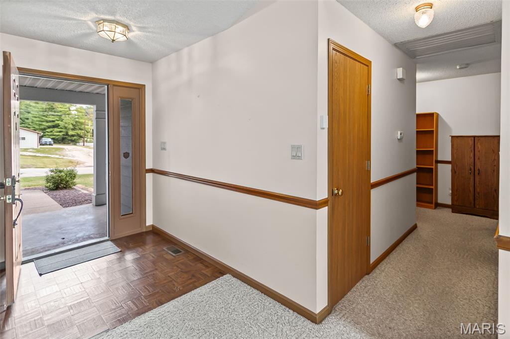 201 Barry Street Hardin, IL 62047 - Photo 10 of 51