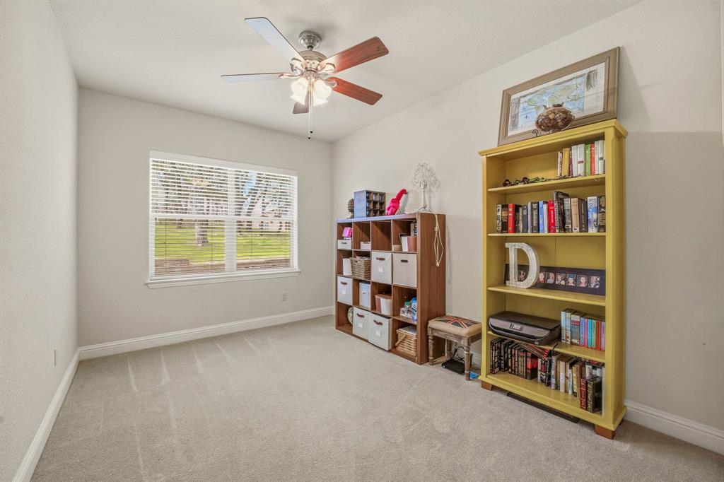 137 North Natural Spring Lane Azle, TX 76020 - Photo 12 of 39