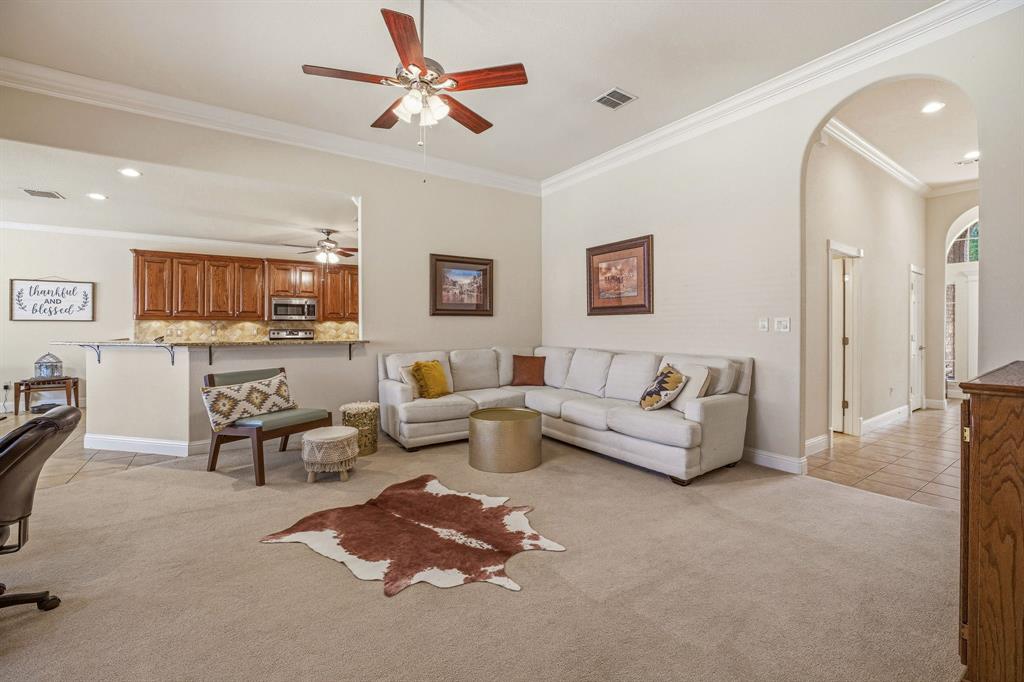 137 North Natural Spring Lane Azle, TX 76020 - Photo 16 of 39