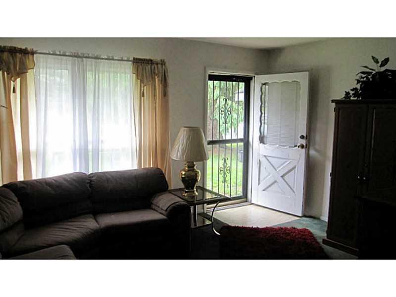 2065 Portage Path Springfield, OH 45506 - Photo 2 of 7 Gallery Image 2