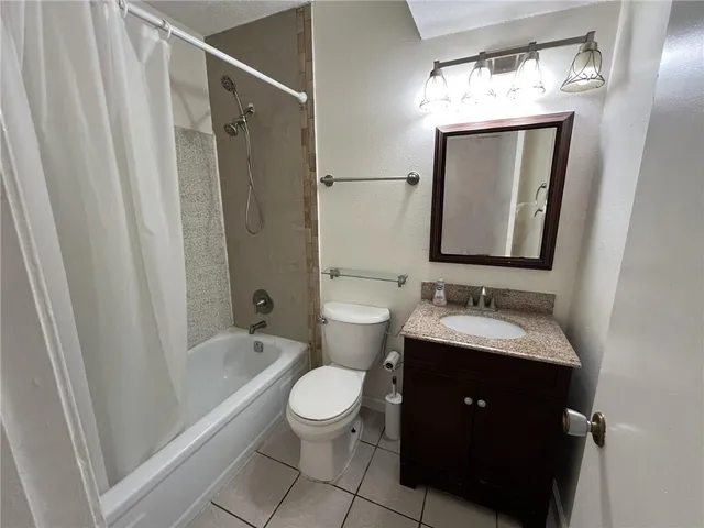 $1,700 | 1908 Hugh Drive, Harvey, LA 70058