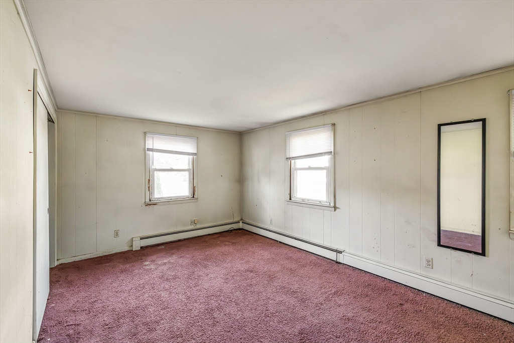 34 Allen Street Chicopee, MA 01020 - Photo 15 of 30