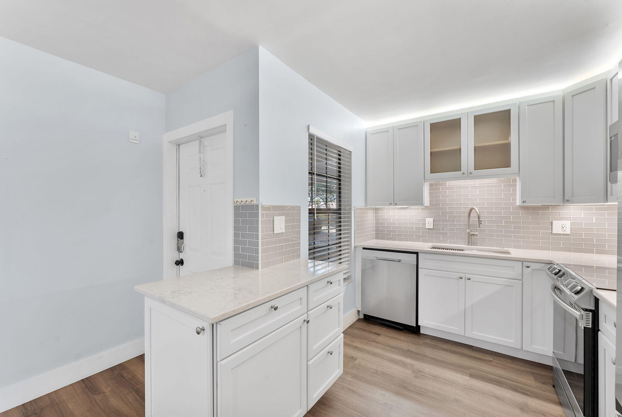 2800 Palmwood Terrace, Unit 119 Boca Raton, FL 33431 - Photo 8 of 29 8-web-or-mls-DSC09561