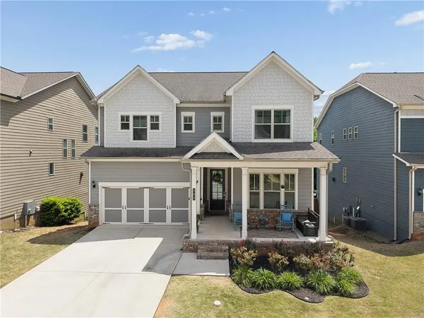 $839,900 | 561 Avondale Hills Drive, Avondale Estates, GA 30002