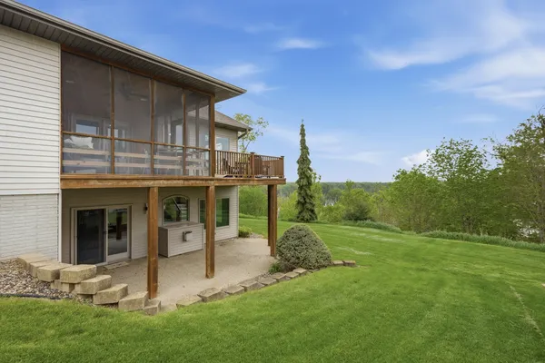 $389,000 | 1009 Melody Hills, Fulton, IL 61252