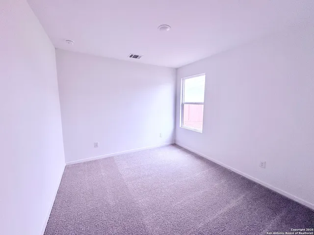 $1,375 | 5705 Mangas Circle, Seguin, TX 78155