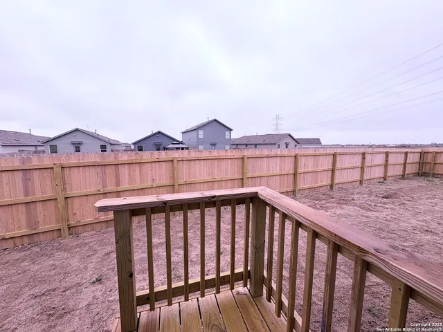 $1,375 | 5705 Mangas Circle, Seguin, TX 78155