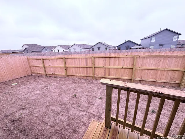 $1,375 | 5705 Mangas Circle, Seguin, TX 78155