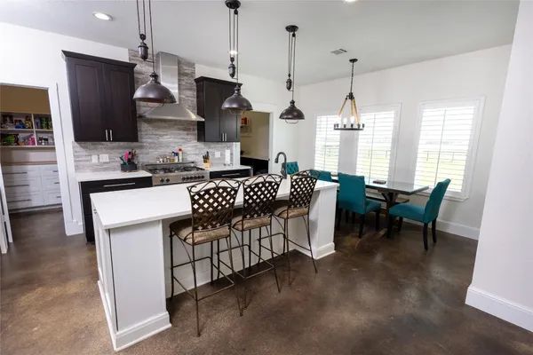 $1,035,000 | 5330 Indian Trail Lane, Brenham, TX 77833