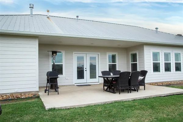 $1,035,000 | 5330 Indian Trail Lane, Brenham, TX 77833