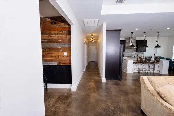 $1,035,000 | 5330 Indian Trail Lane, Brenham, TX 77833