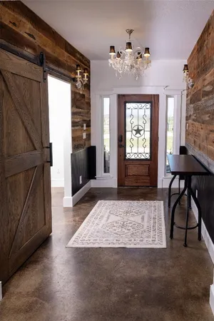 $1,035,000 | 5330 Indian Trail Lane, Brenham, TX 77833