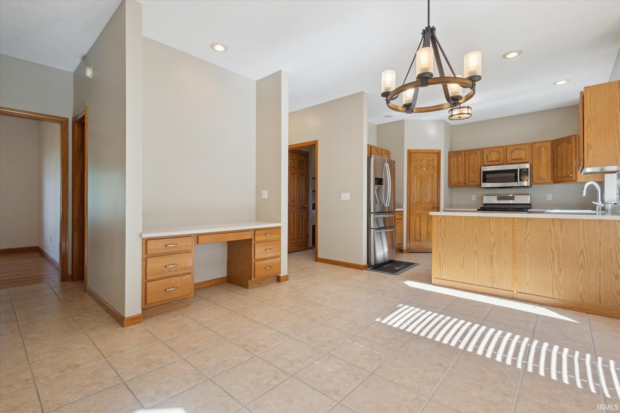 51804 Ridgetop Drive Granger, IN 46530 - Photo 15 of 36 Gallery Image 15