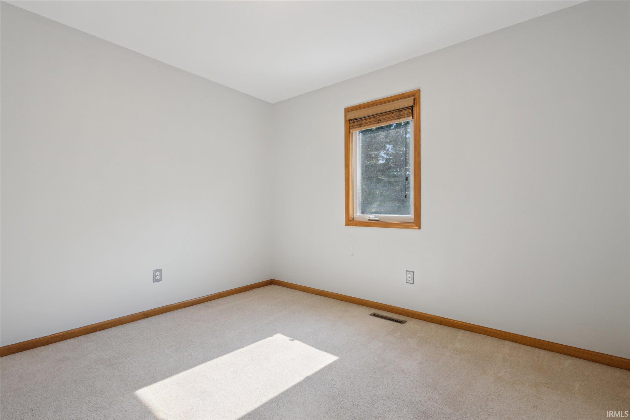 51804 Ridgetop Drive Granger, IN 46530 - Photo 26 of 36 Gallery Image 26