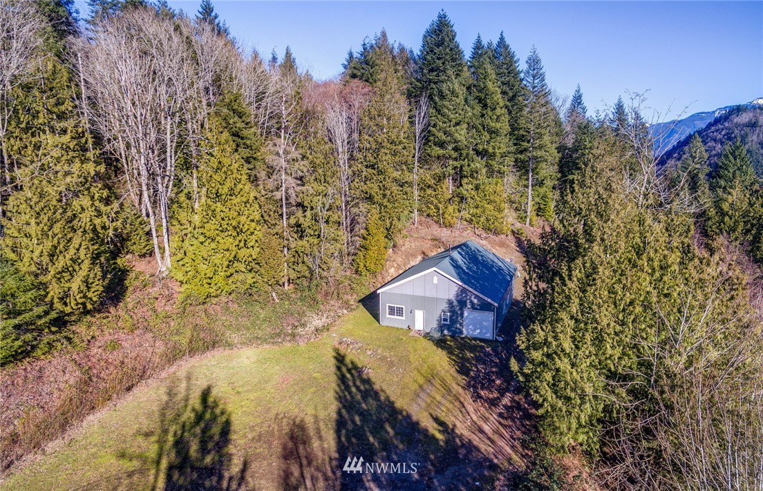 5538 Reese Hill Road Sumas, WA 98295 - Photo 2 of 25