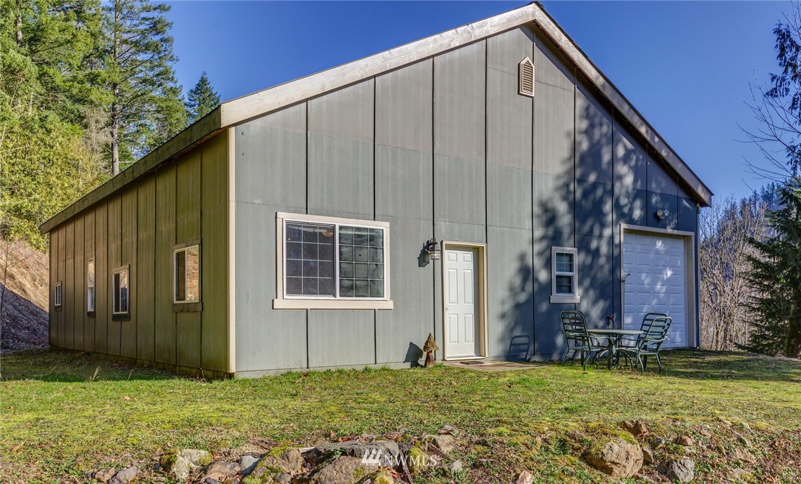 5538 Reese Hill Road Sumas, WA 98295 - Photo 19 of 25