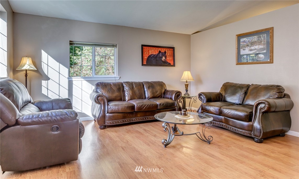 5538 Reese Hill Road Sumas, WA 98295 - Photo 4 of 25