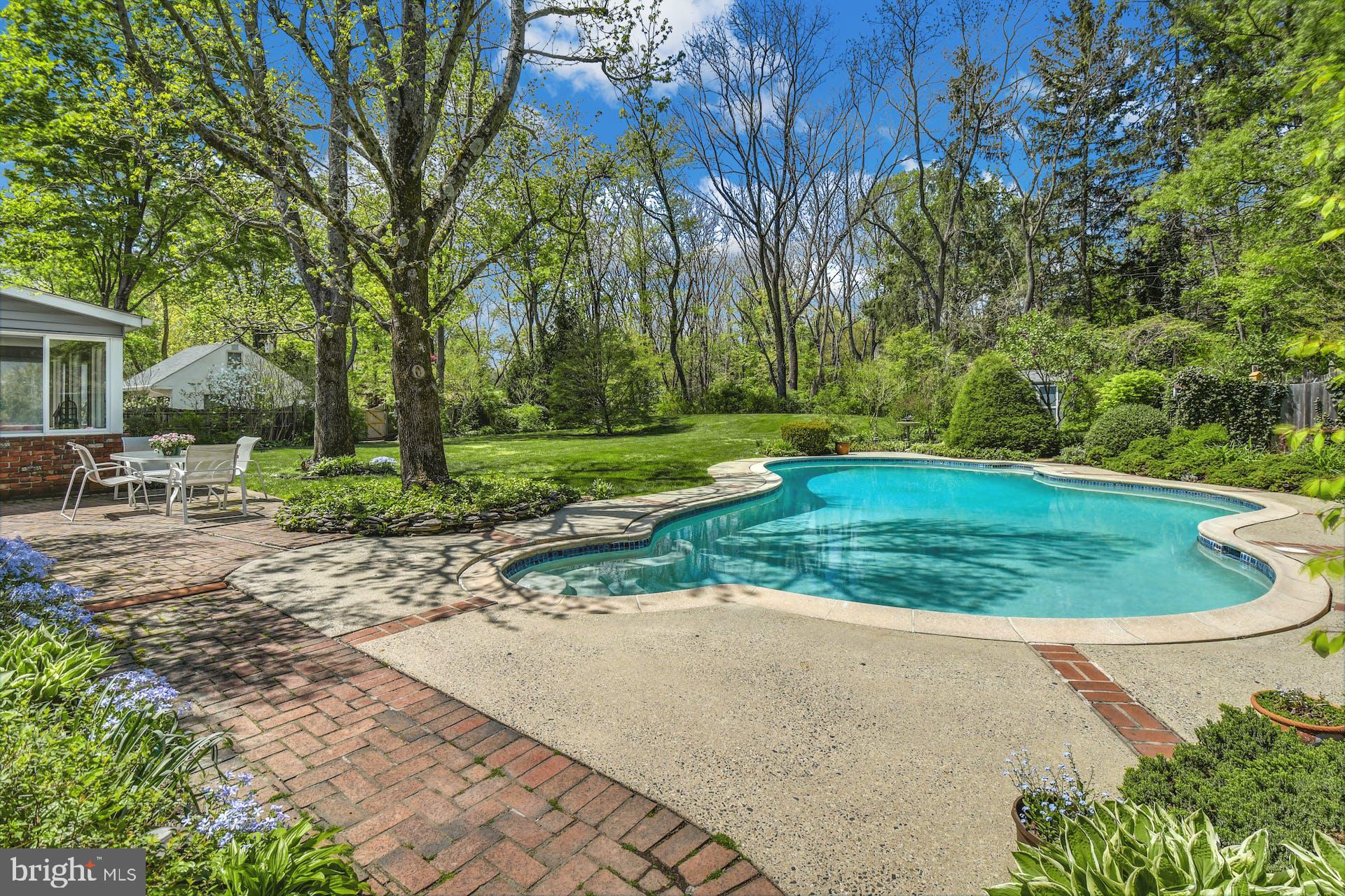 730 Spring Valley Road Doylestown, PA 18901 - Photo 3 of 36 Gallery Image 3
