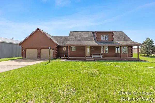 $740,000 | 7320 100th Street Southeast, Caledonia, MI 49316