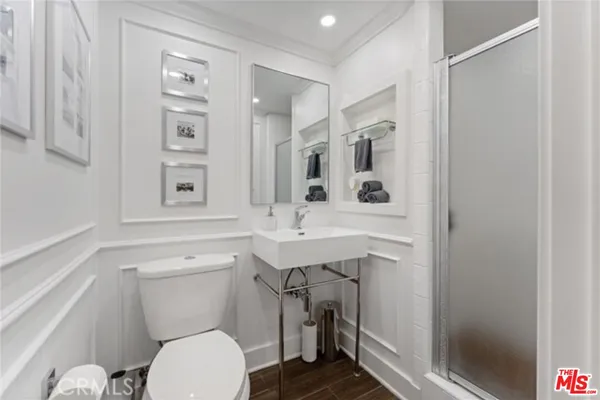 $5,990 | 2729 Parton Circle, Lancaster, CA 93536