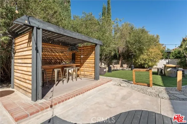 $5,990 | 2729 Parton Circle, Lancaster, CA 93536