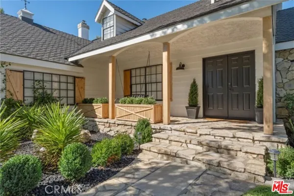 $5,990 | 2729 Parton Circle, Lancaster, CA 93536