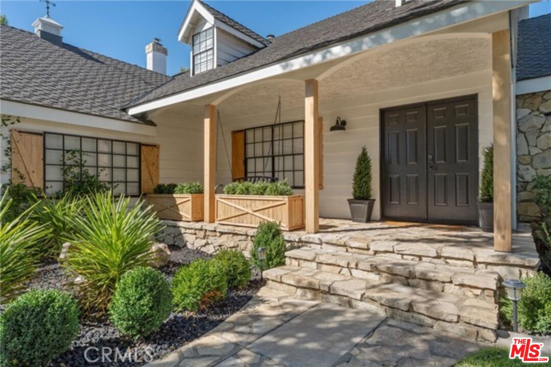 2729 Parton Circle Lancaster, CA 93536 - Photo 5 of 56