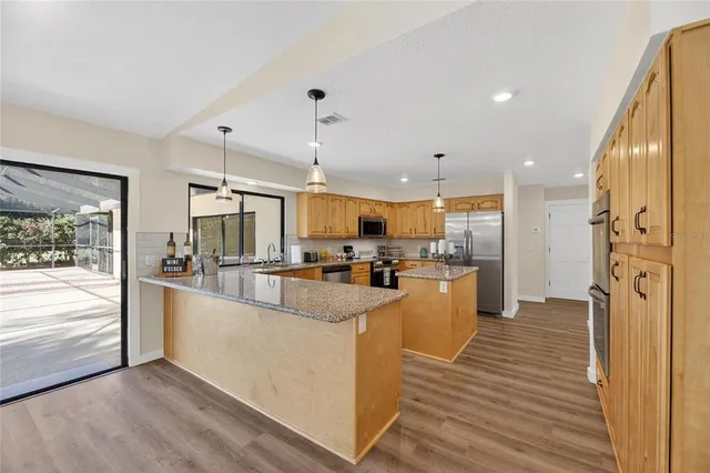 $539,990 | 511 Sportsman Park Drive, Seffner, FL 33584