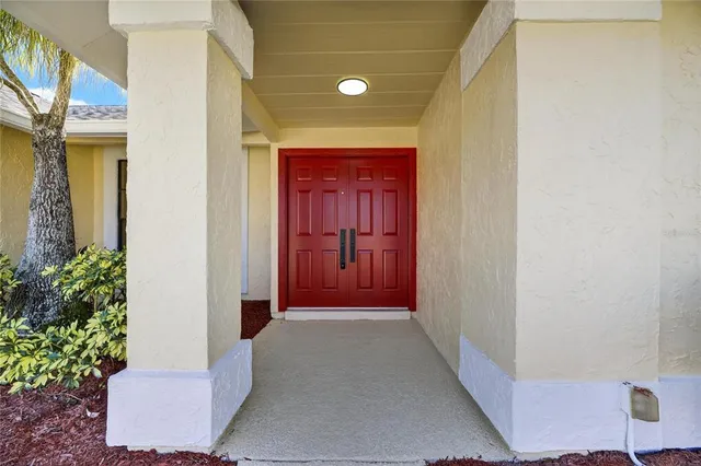 $539,990 | 511 Sportsman Park Drive, Seffner, FL 33584