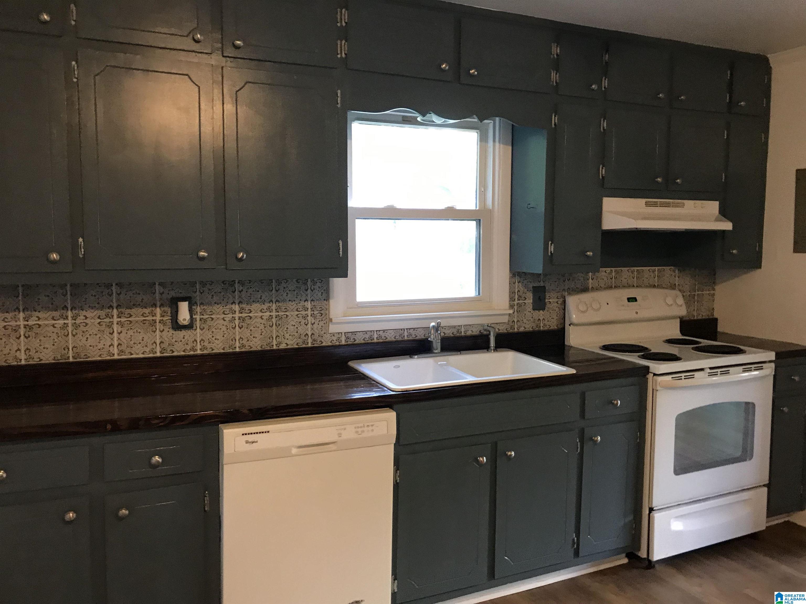 714 Bain Avenue Weaver, AL 36277 - Photo 14 of 18