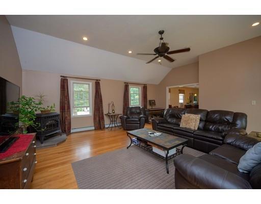 10 Henrys Path Upton, MA 01568 - Photo 21 of 37 Gallery Image 21