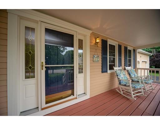 10 Henrys Path Upton, MA 01568 - Photo 5 of 37 Gallery Image 5